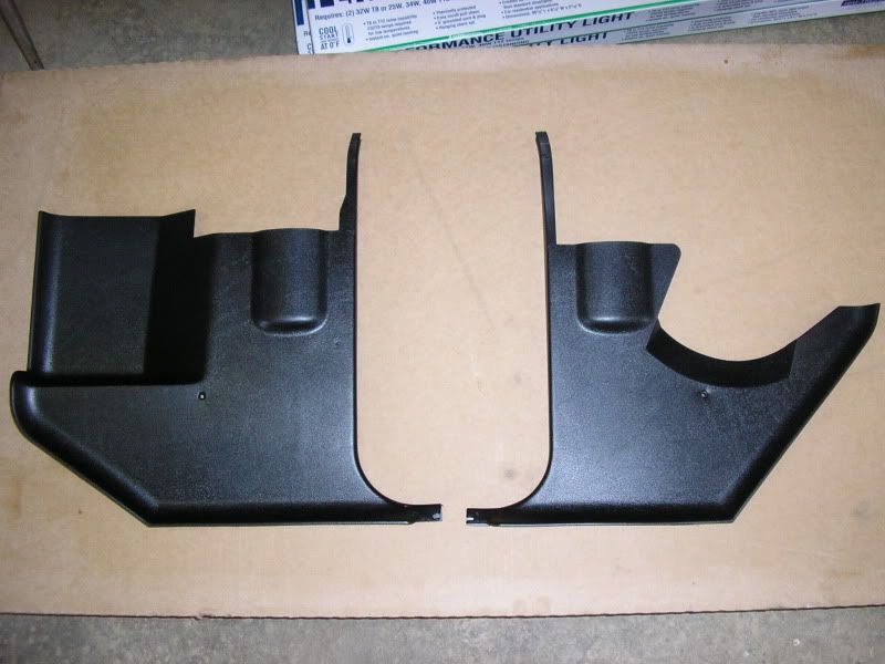 Upper Apillar before...Lower Apillar after spraying with SEM Landau Black